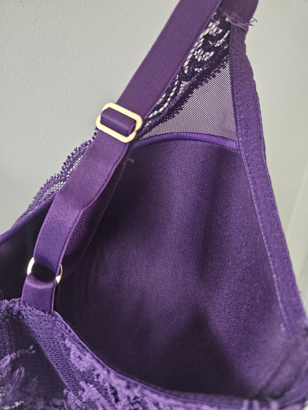Natori Deep Purple Lace-Trim Underwire Bra - Picture 9 of 15